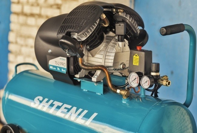 Компрессор Shtenli 70-2 pro (70 л. 2,5 кВт. 2 цилиндра )